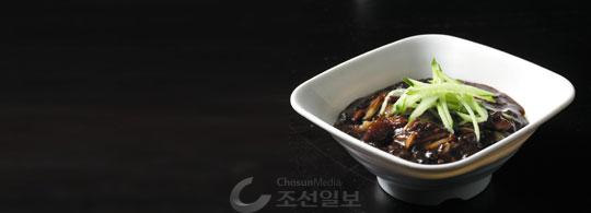 짜장면 상륙 110주년… 국민 입맛 사로잡은 비결은