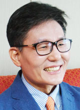 
윤평중 한신대 교수&middot;정치철학
