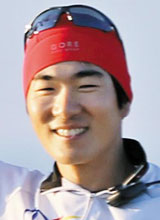 
황인범.
