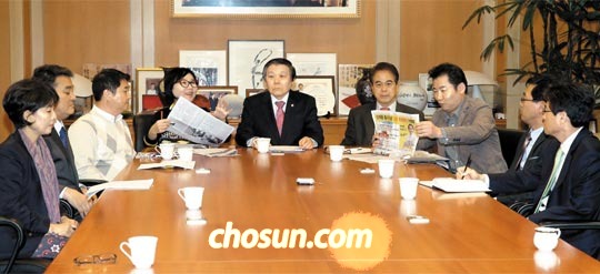 
	�����Ϻ� ���ڱ��ͺ�ȣ������. ���ʺ��� ����ȭ����â�����̼��졤Ȳ�ָ� ����, ������ ������, ���񼱡��ڻ�������¼� ����, ������ ������ ������.
