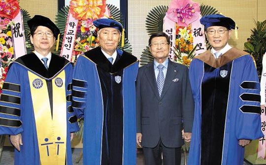 "개천서 龍 나는 사회 만드는 데 앞장… 정원의 10% 소외계층에"