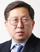 
	유용원 군사전문기자·논설위원 사진
