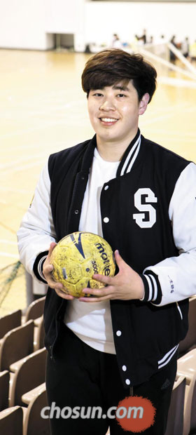 "기본에 집중… 교과서 통째로 외우고 수없이 질문했죠"