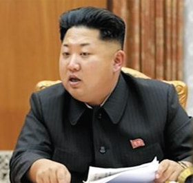 김정은 북한 노동당 제1비서가 지난 20일 밤 북한군에 전시 상태 돌입을 명령했다고 보도한 조선중앙TV 화면 캡처.
