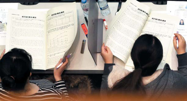 인문논술 교과과정 이론, 제시문과의 연관성 살펴야… 수리논술 풀이과정 직접 써보며 부족한 부분 보완을