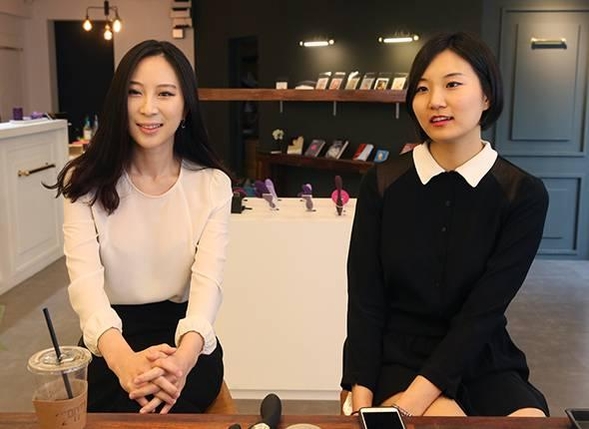 사진 왼쪽부터 곽유라, 최정윤 플레져랩 공동 대표 / 오종찬 기자