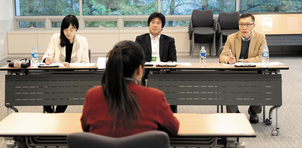 답변은 두괄식으로… 간결하게 말하는 연습 해야