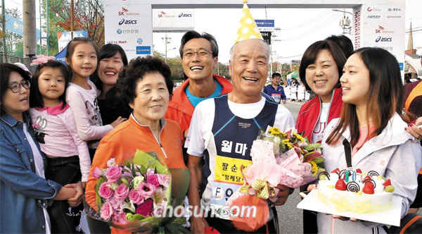 ��¼����� �ȼ���Ƽ - �ȼ��� ������� �����𾾰� 25�� ��õ������ Ǯ�ڽ��� ������ �� �������� ���ϸ� �ް� �ִ�. ������ 10�� 24���� �ھ��� ��õ�������� ������ ���� �ȼ� ��ĩ���� ��Ҵ�.