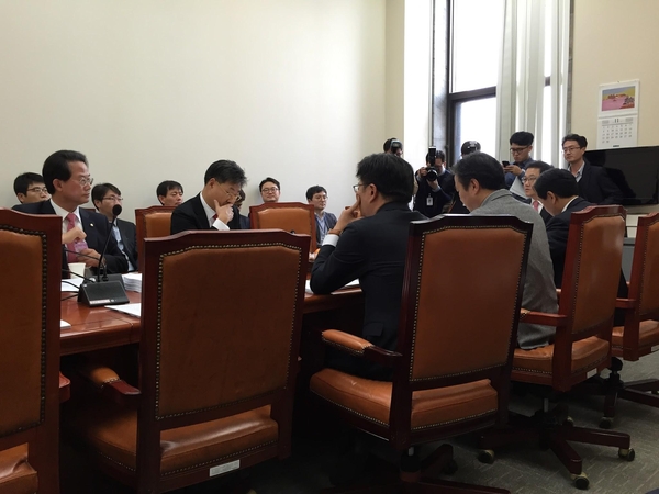 국회 조세소위는 30일 종교인 과세 처리에 전격 합의했다/전슬기 기자