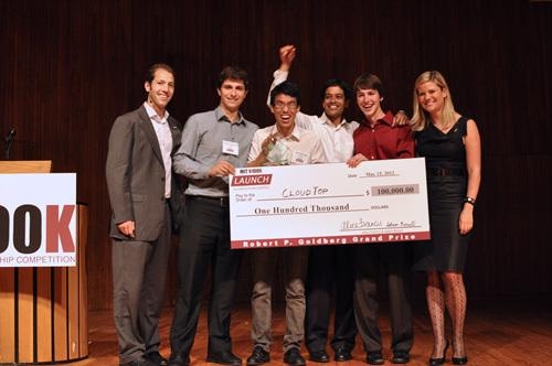 2015년 MIT 스타트업 경진대회에서 클라우드 보관 서비스로 우승한 '클라우드톱'. 올해는 8개 헬스케어 스타트업이 MIT 경진대회에 참가한다. 우승 상금은 100만달러다. /MIT 제공