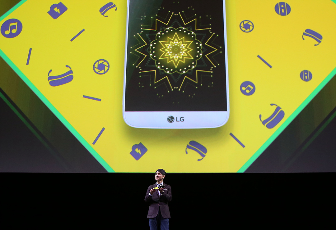 , 'M WC 2016' ·LG ,  '' - 1  - IssuePhoto