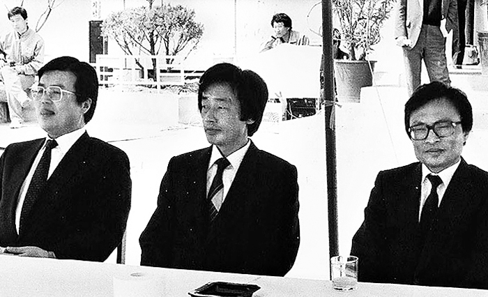 1988년 총선에서 서울 관악을에 출마했던 김종인 민주정의당 후보, 권태오 신민주공화당 후보, 이해찬 평민당 후보 (왼쪽부터).