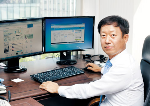 지난 4월 취임한 김용건 온실가스종합정보센터장은 “온실가스 감축 분야의