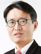 정우상 정치부 차장 사진