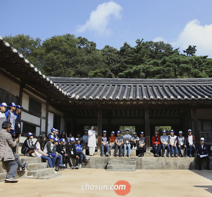 충무공 유적지 탐방… 나라 사랑 배우고 역사 의식 다잡고