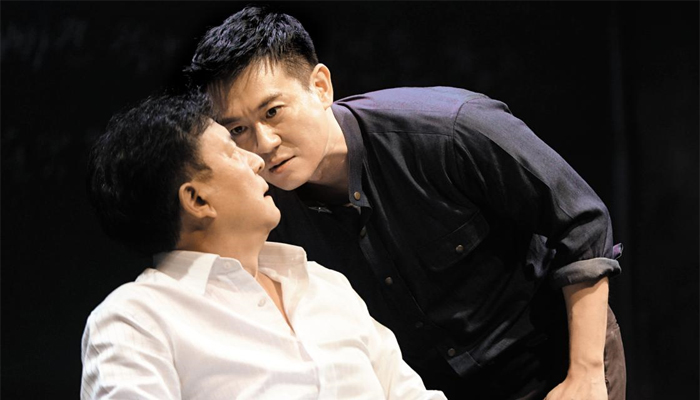 연극―도둑맞은 책