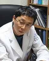 김희중 CU클린업피부과 삼성점 원장