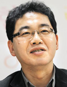 김동식 문학평론가·인하대 교수