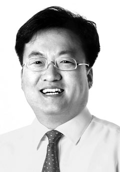 신경식 이화여대 경영전문대학원 교수