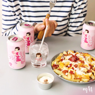 하이트진로의 참이슬톡톡./사진=하이트진로 제공