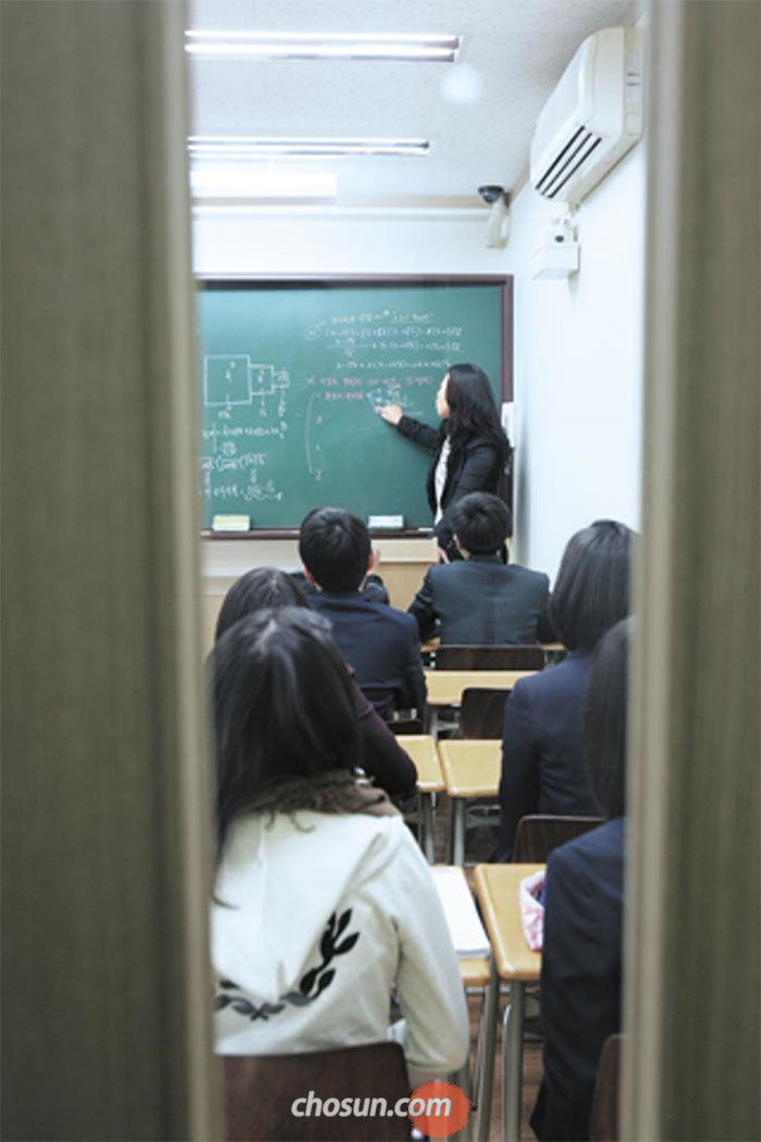 '학기 땐 내신·비교과 집중해야하니…' 방학 중 선행학습 증가 