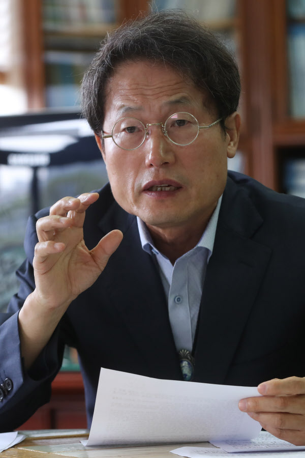 조희연 "두 아들 외고 졸업한 건 마음의 짐…송구"…외고·자사고 일괄 폐지 반대 첫 공식입장 밝혀