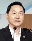 김상곤 "시국선언 교사들 선처해달라" 사법부에 의견서