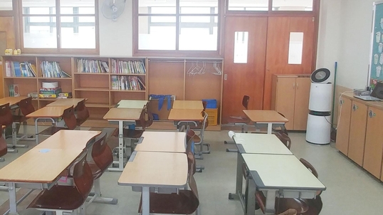  LG전자가 이달부터 광주광역시에 위치한 어린이집, 유치원, 초등학교 등 총 8개 학교 63개 교실에 퓨리케어 360° 공기청정기를 공급한다. / LG전자 제공