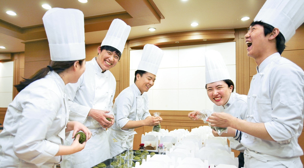 44개 대학, 사업 첫 해 350여 개 협약반 구성… 사회맞춤형 현장 인력 7000명 배출한다