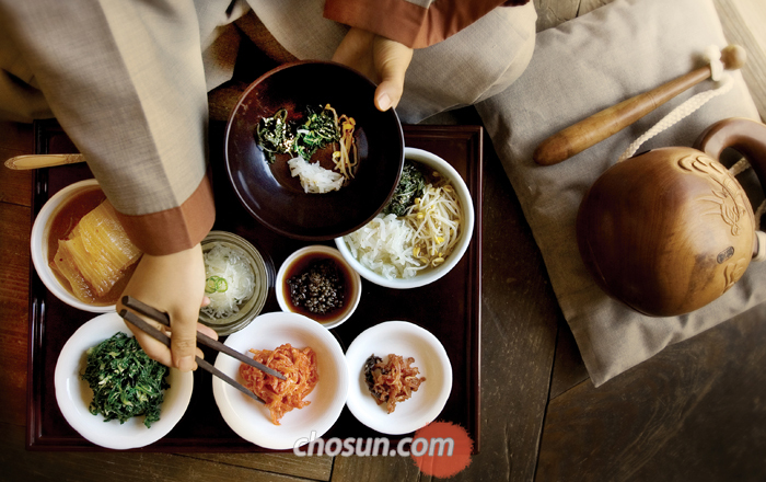 채식으로만 차려진 사찰 음식. 육식 금지 규정은 붓다 사후 500년 후 강조됐다.