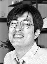 유희경 시인·시집전문서점 주인