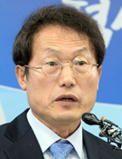 김상곤 방침 거부한 조희연