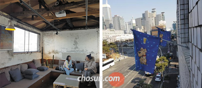 서울 을지로에 숨은 카페 ‘사층’. 옛 건물 내부를 거의 손대지 않고 구조만 바꿨다(왼쪽). 건물 5층에 있는 ‘투피스’ 카페를 밖에서 알아볼 수 있는 것은 파란 깃발뿐이다(오른쪽).