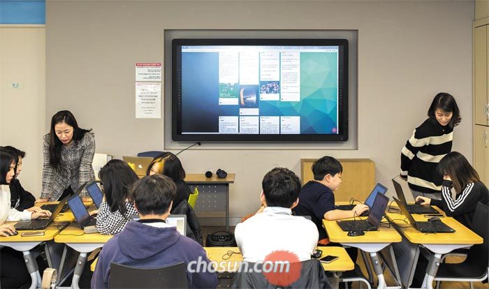 책만 읽는 시대는 갔다… '디지털 활용 능력'을 키워라