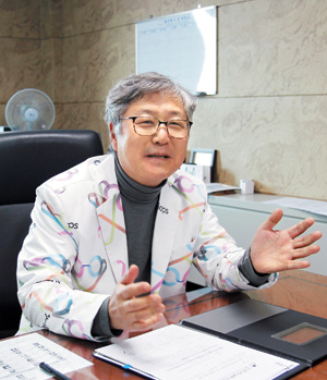 김원구 한국안광학산업진흥원 원장