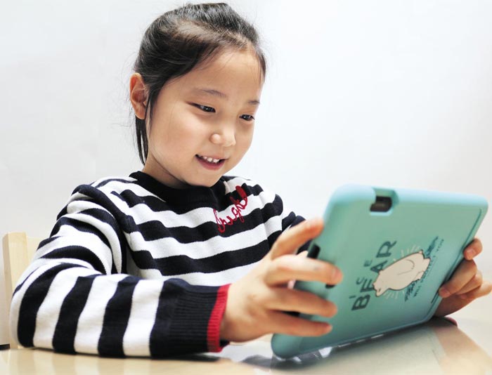 영어 실력은 물론 독서 습관까지 길러줘