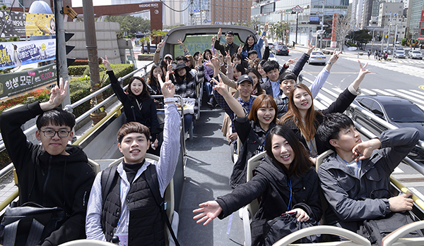 부산시와 부산관광공사는 지난 6일 아르피나에서 '부산관광 글로벌 서포터즈' 발대식을 개최했다.