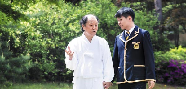 오고가는 논술 편지 속 '사고의 폭' 넓어졌죠