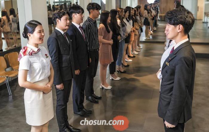 인사법·생활 매너 교육… '바른 인성' 갖춘 전문직업인 키운다