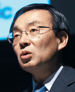 쓰가 가즈히로(津賀一宏)