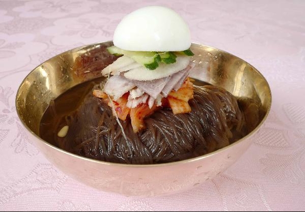 평양냉면 이미지