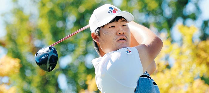 임성재가 8일 미 PGA 투어 2018~2019시즌 개막전인 세이프웨이 오픈 4라운드 1번홀에서 티샷을 날리는 모습.