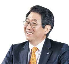 윤영철 부총장