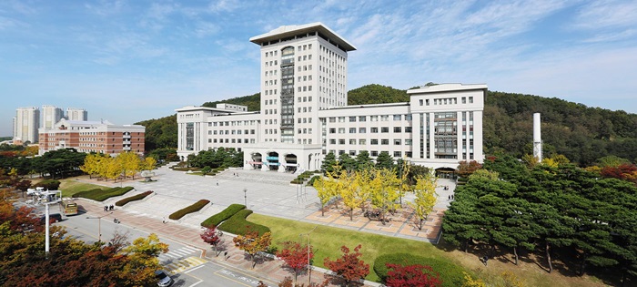 선문대는 ‘주·산·학 글로컬 공동체 선도대학’이라는 비전 아래 지역사회와 공생·공영을 이끌고 있다.