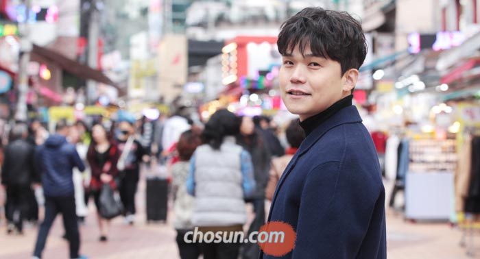 서울 마포구 홍대 걷고싶은거리에서 만난 송하완씨는“포기하고 싶을 때 포기하는 것도 용기라고 생각한다”고 했다.