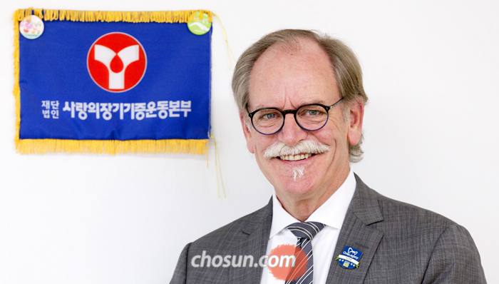 6일 미국 장기기증 단체 ‘원레거시’의 톰 몬 회장이 서울 서대문 사랑의장기기증본부를 찾았다.