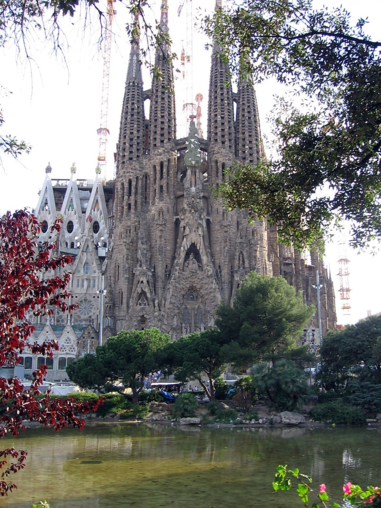  스페인 바르셀로나에 있는 사그라다 파밀리아 성당. /위키피디아