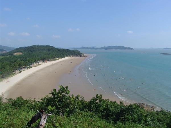 전남 신안 증도 백길해수욕장 전경./ 신안군 제공