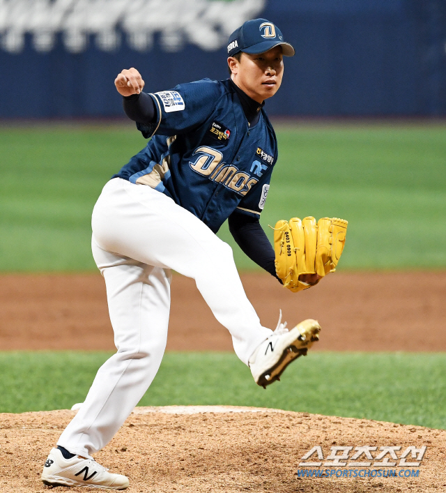 2019 KBO리그 키움 히어로즈와 NC 다이노스의 경기가 16일 오후 서울 고척스카이돔에서 열렸다. 4회말 NC 박진우가 역투하고 있다. 고척=박재만 기자 pjm@sportschosun.com/2019.08.16/