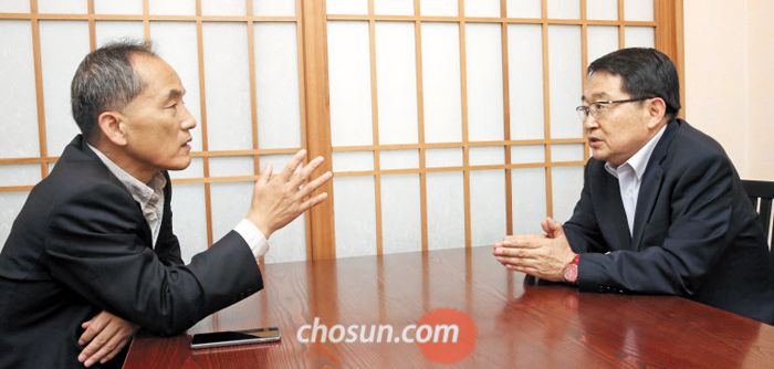 백승주 의원과 최보식 선임기자